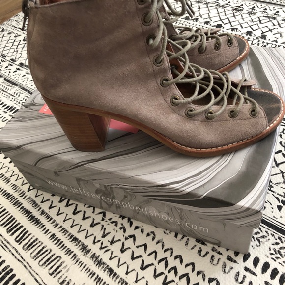 Jeffery Campbell lace up. - Picture 3 of 6